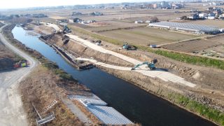 河川改修工事